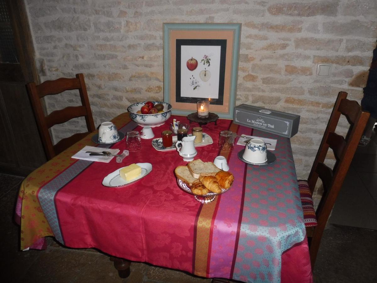 Chambre D'Hotes Des 3 Ifs Vernot 外观 照片